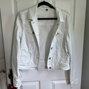 AE white denim jacket